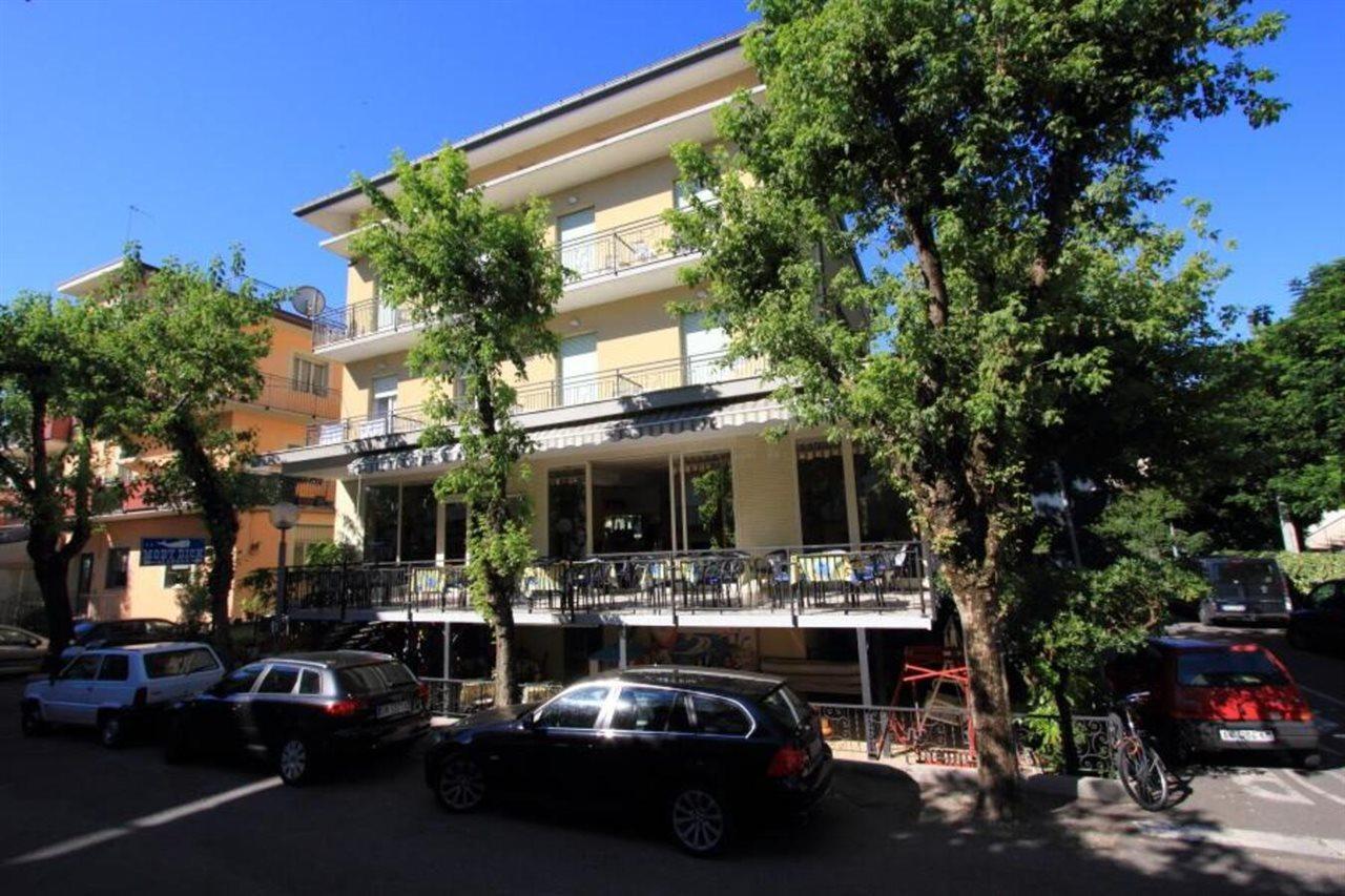 Hotel Moby Dick Rimini Ngoại thất bức ảnh